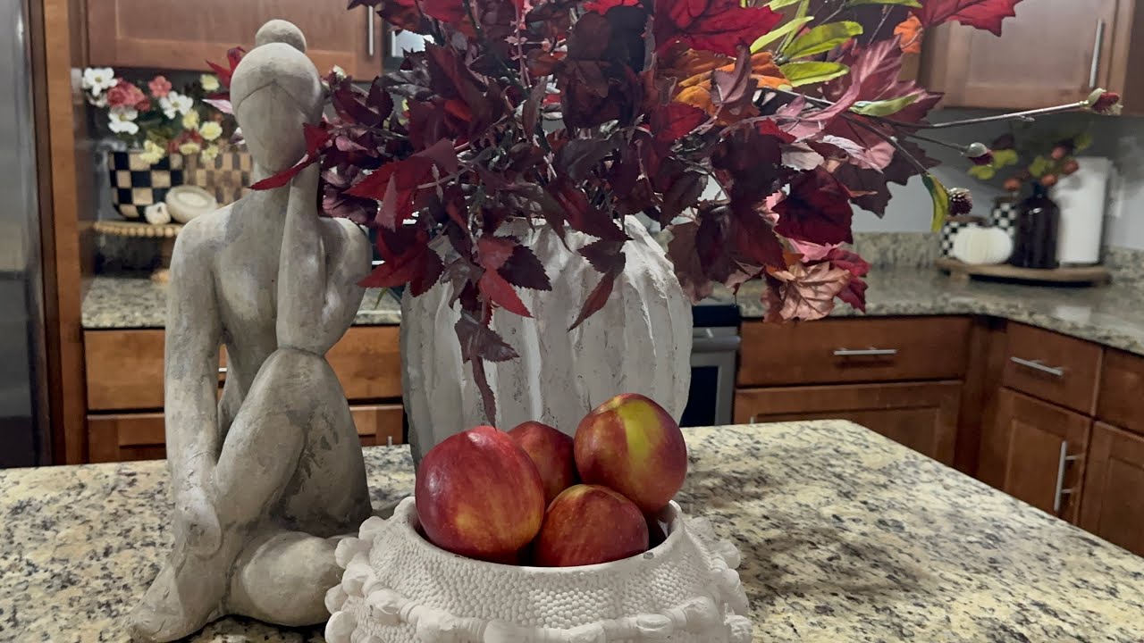 5 FALL KITCHEN ISLAND DECOR IDEAS 2025 | Cozy & Functional Styling #decoratewithme 