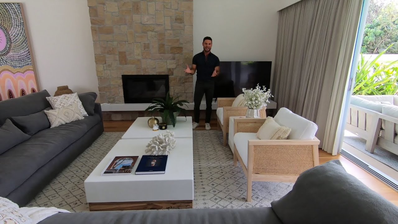 HOUSE TOUR: Christmas Prize Home 2020 ft. Darren Palmer!