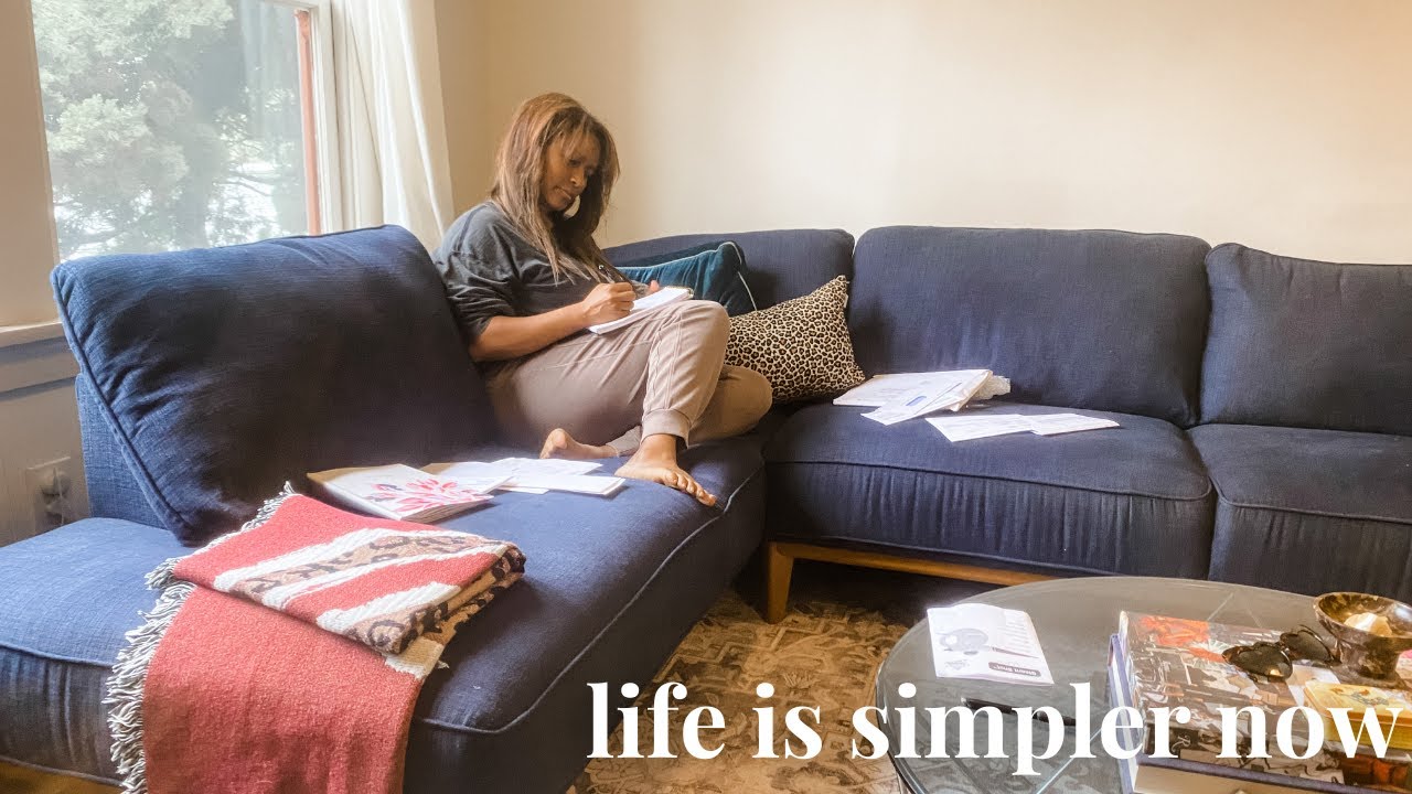 DECLUTTER DIARIES: Speed Cleaning, Paper Clutter, Recycling Clothes, Grocery Haul & Healthy Habits!