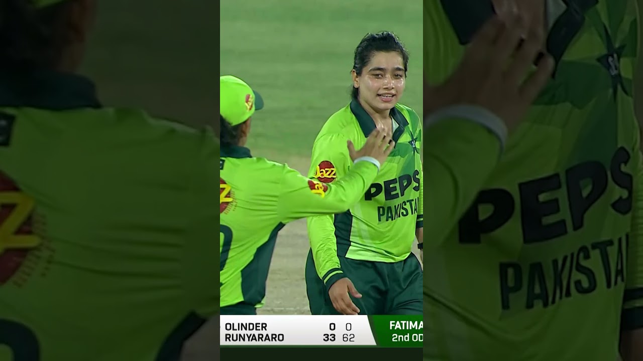 Captain Fatima Sana wraps up Pakistan's thumping win with 🔙 to 🔙 blows ☝️#PAKWvZIMW M9H1K