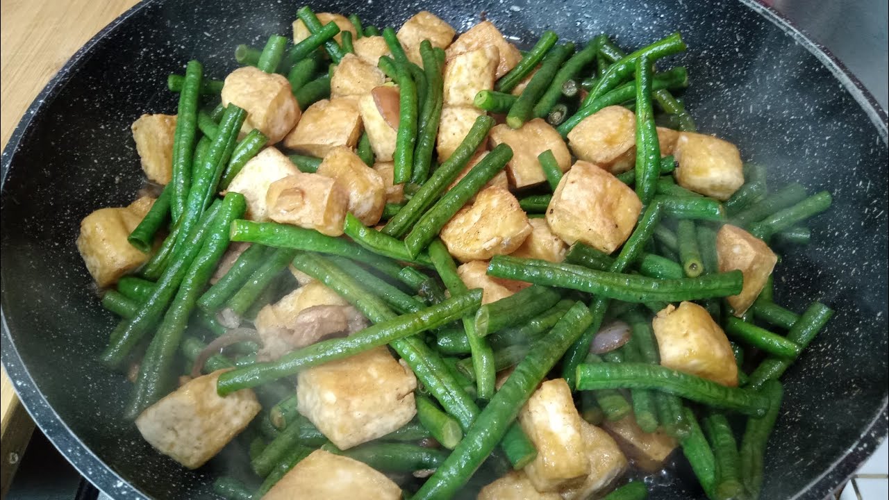 ADOBONG SITAW WITH TOKWA AND OYSTER SAUCE