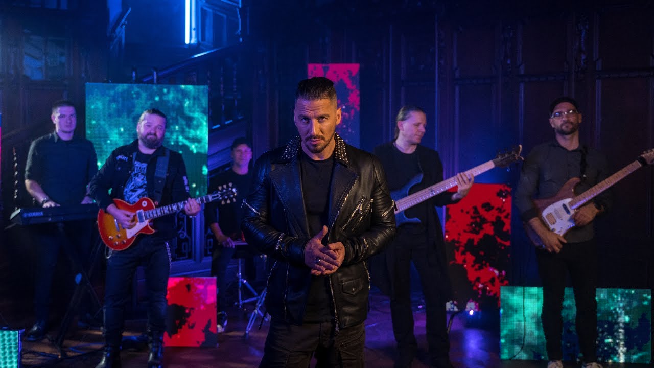 Vastag Csaba: Tilos csillagon (Official Music Video)