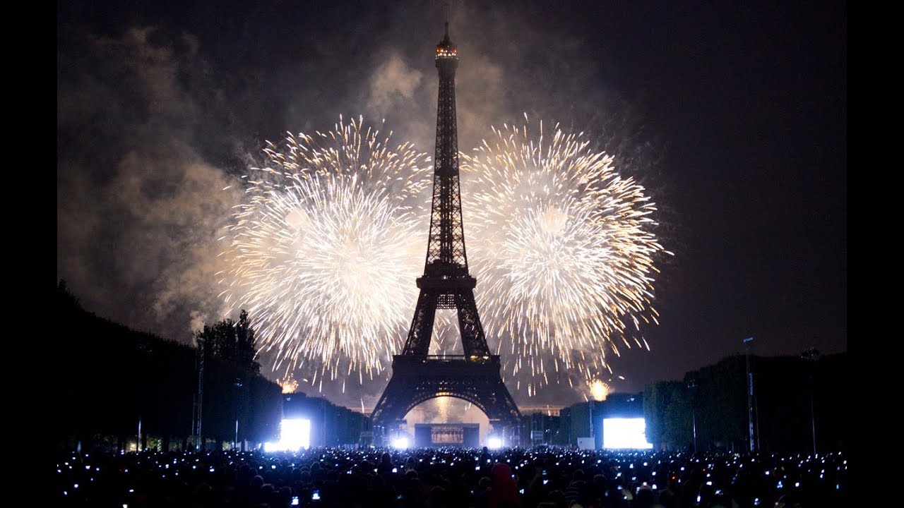 Paris New Year 2024 Celebration Fireworks Full HD | France New year's Eve | Eiffel Tower | 4K