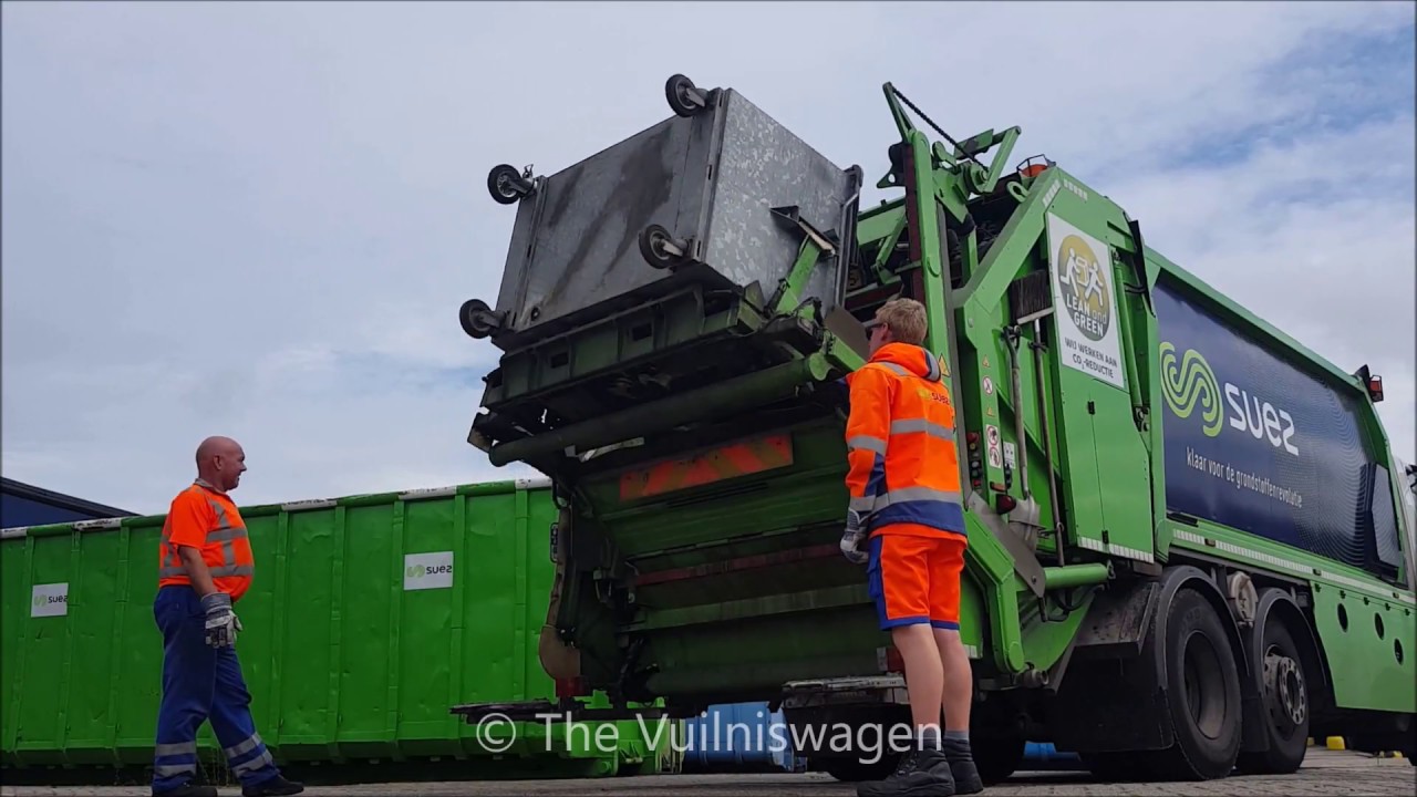 Legen 27 afvalcontainers - vuilniswagen