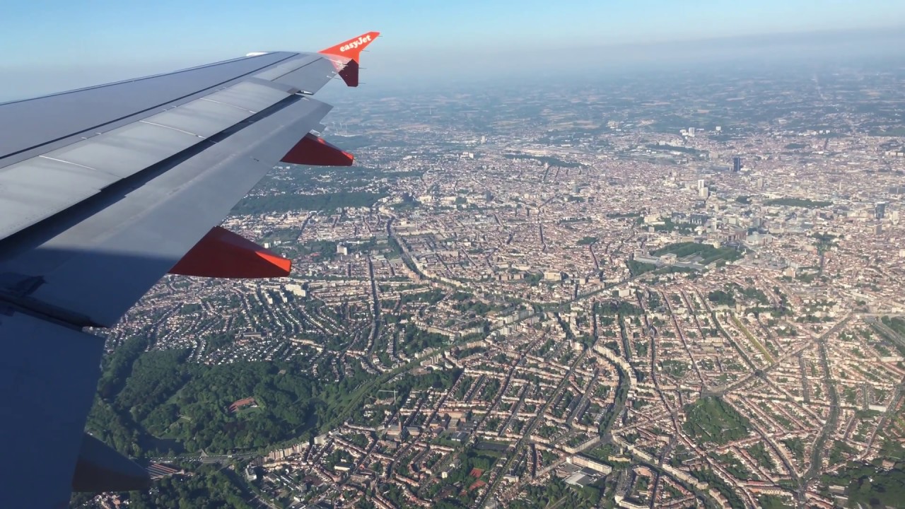 Almost all Brussels seen from an easyJet plane taking off (4K)