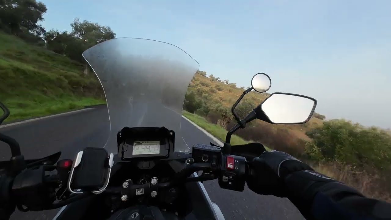 Relaxing Motorcycle Journey: Winter Greenery & Ride Sounds (4K POV)