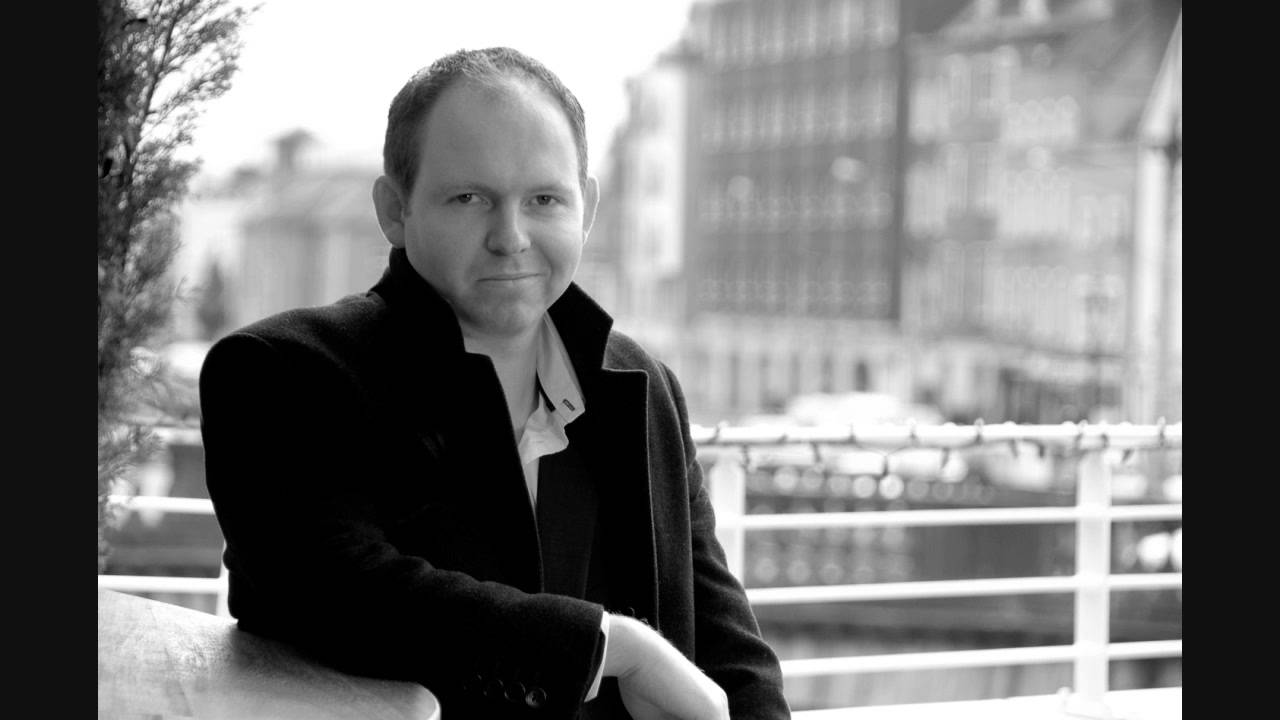 Dan Twomey - Mo Ghrá Thú (with piano)