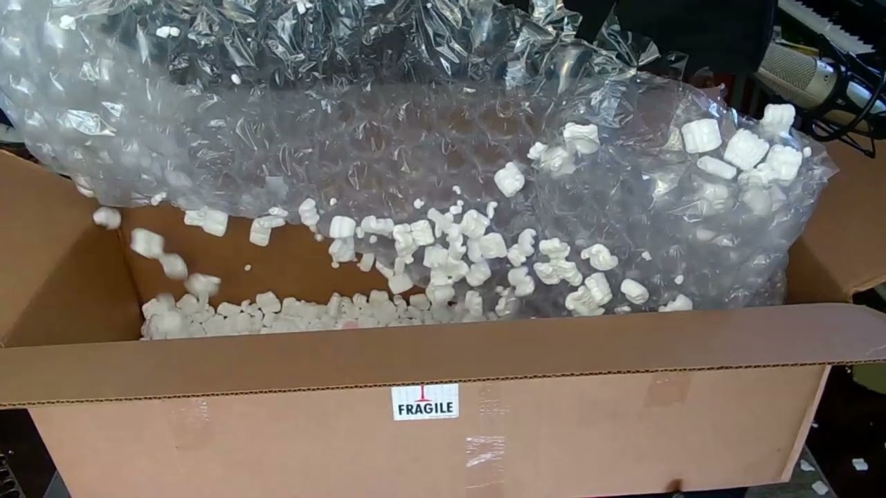 Unboxing our new Pearl Bass Flute!