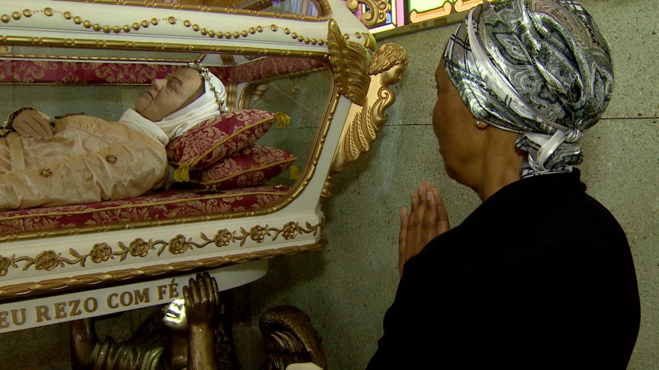 Devotos celebram 10 anos da beatificação de Nhá Chica