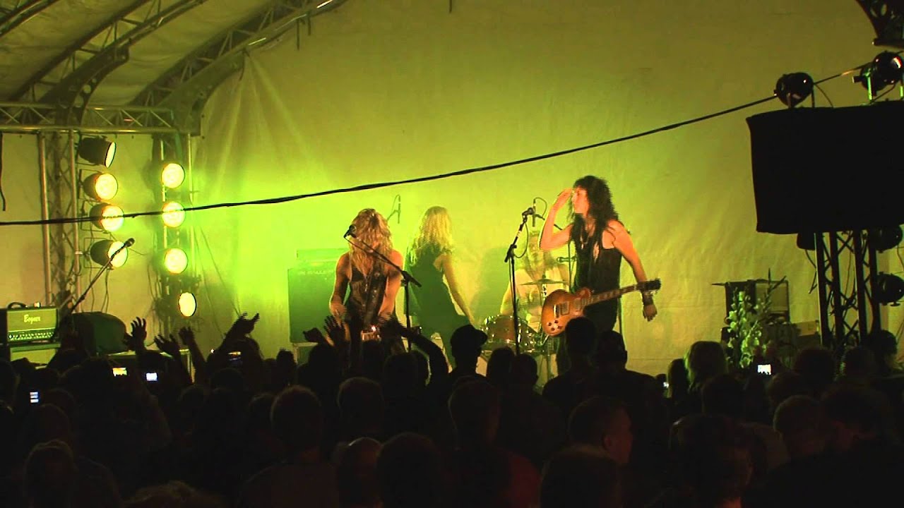 11. Santa Cruz - Knockin' On Heavens Door (Guns N' Roses version) - 29.7.2011 Live at Savonlinna HD