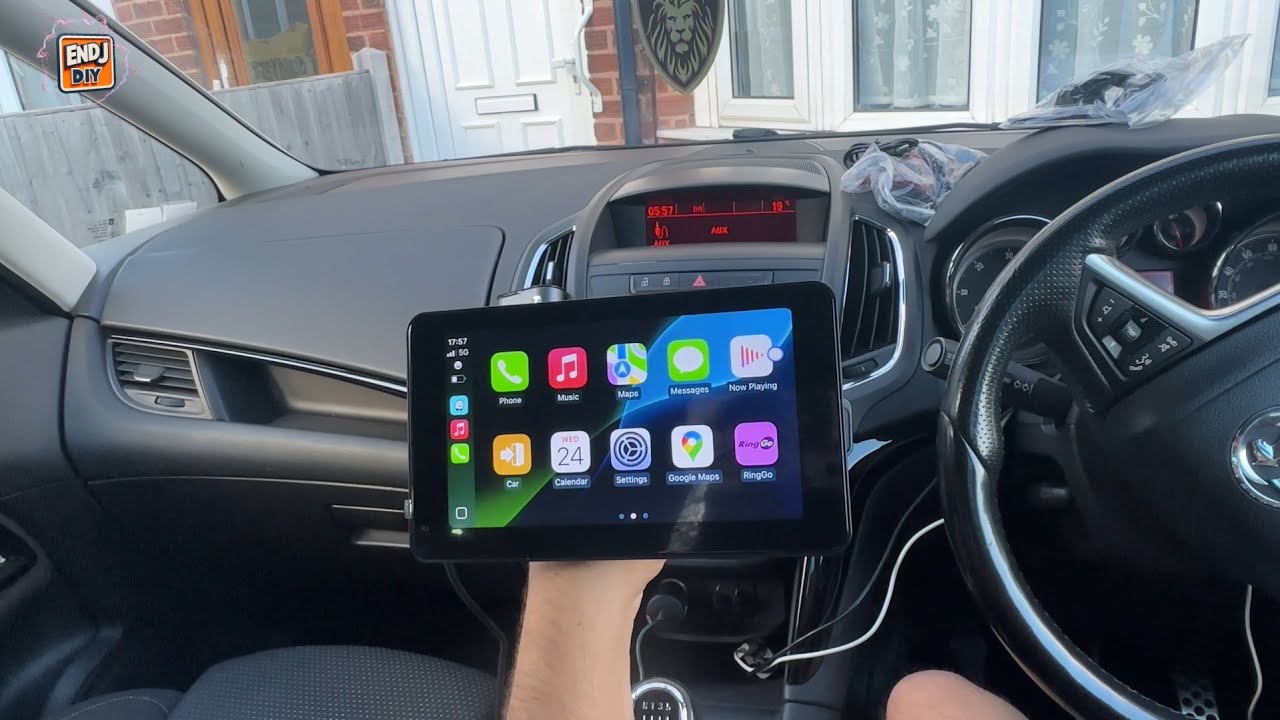 Обзор и установка недорогой беспроводной CarPlay на любой машине с сенсорным экраном HIEHA 7”