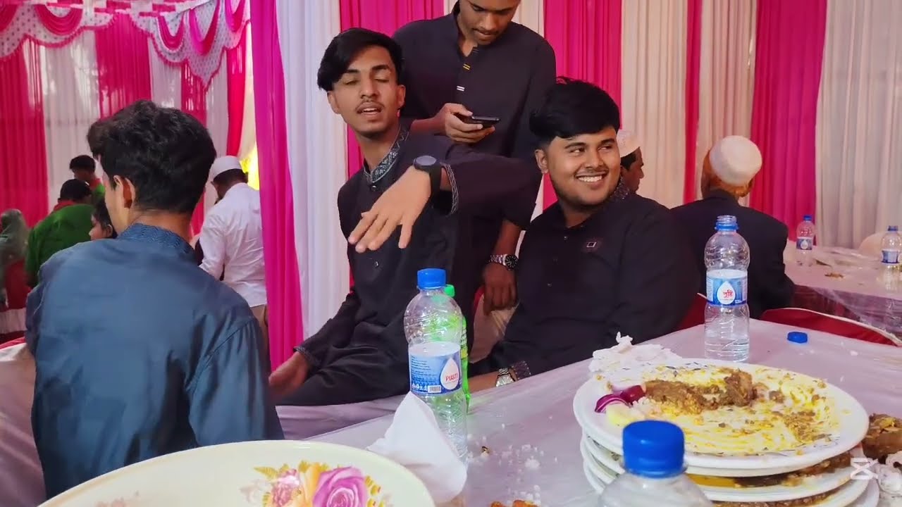 হঠাৎ করে বিয়ের দাওয়াত আসলো।😋