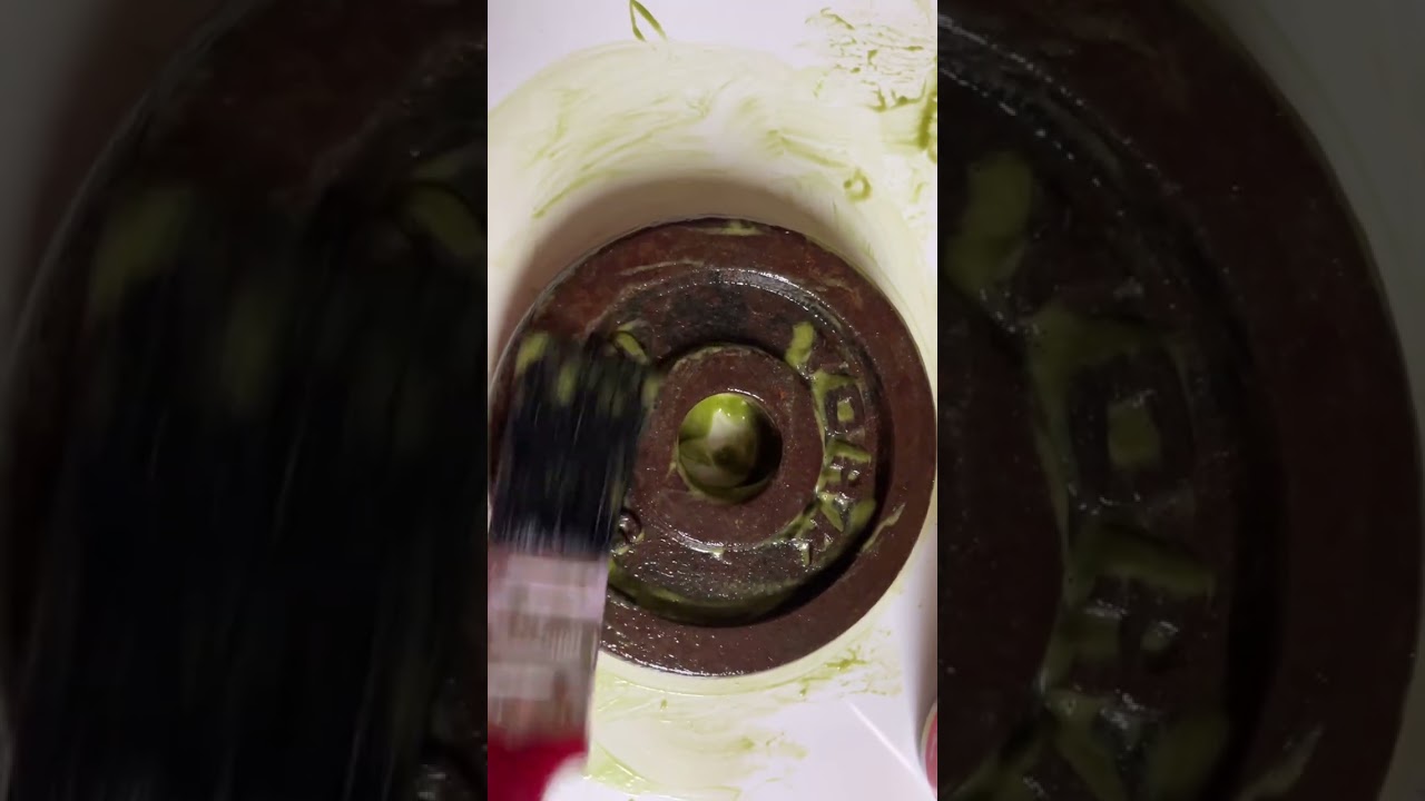 Applying Hammerite Green Rust Removing Gel on Vintage Rusty York Barbell Gym Plate 
