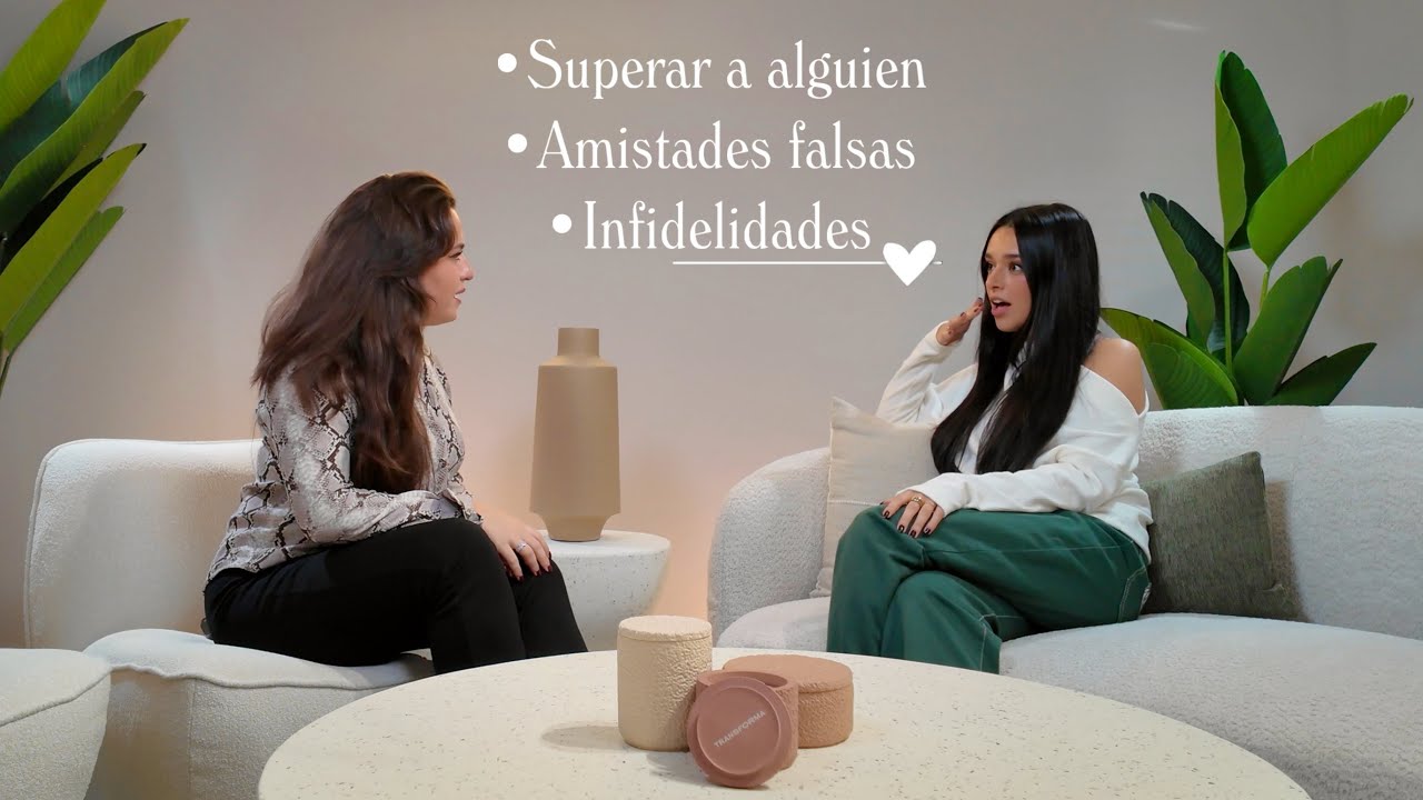 CHARLA INTENSA DE AMIGAS - Marta Diaz