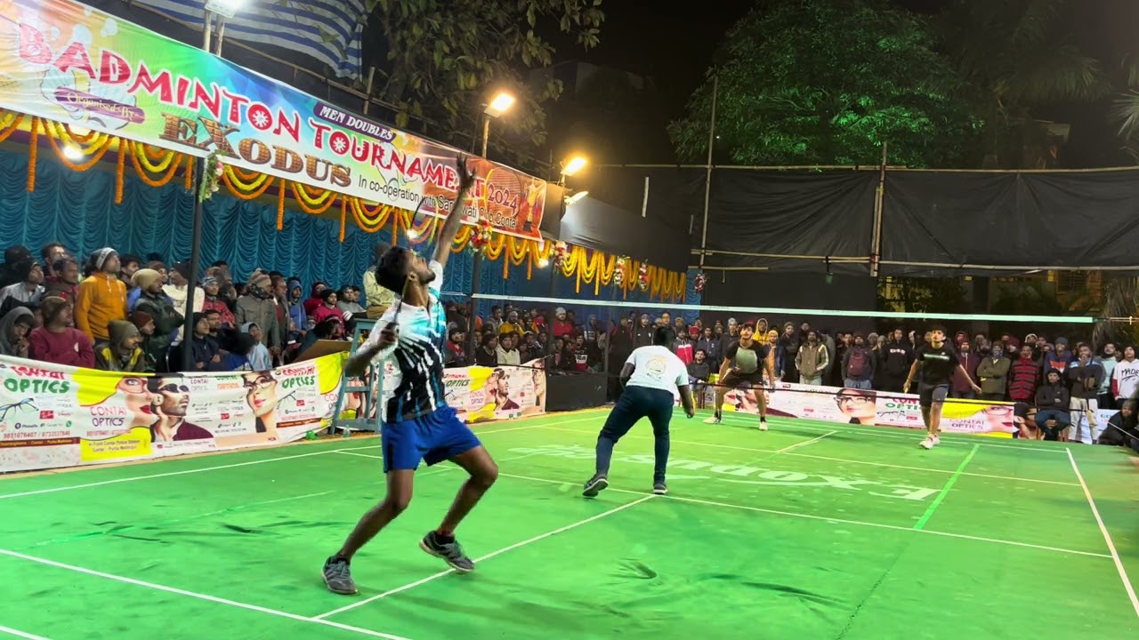 Outdoor Badminton Match Saikat & Aditya Vs Jeet & Raja #shuttlershubho #outdoorbadmintonmatch