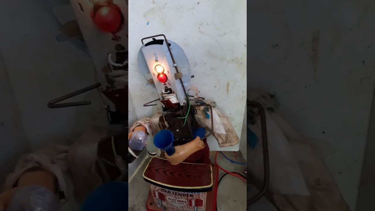 barmain Charley Weaver Bartender automate(2)