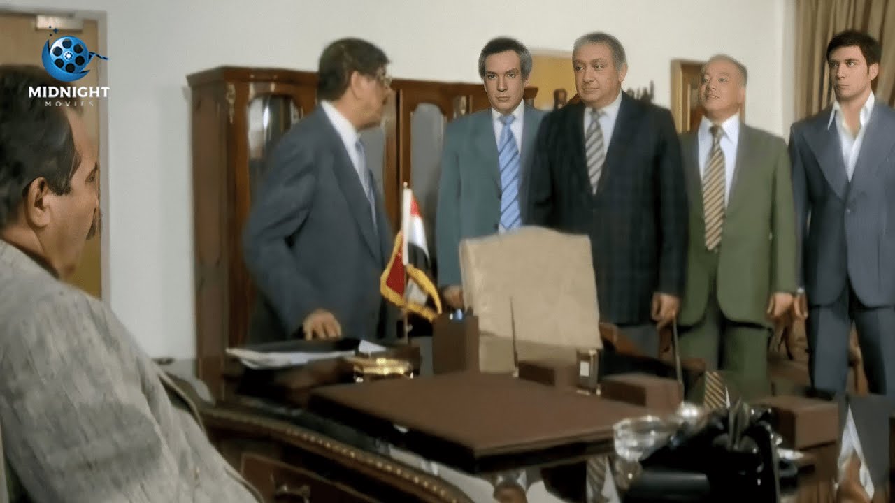 دخل مكتب الوزير هو ورجالته ووقف قدامه .. شوفوا عمل معاه ايه .. انت جاي تهددني انا بنفذ القانون