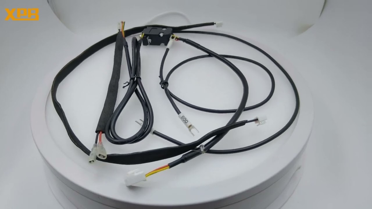 We offer custom-made industrial and electronic wire harnesses in various specifications.