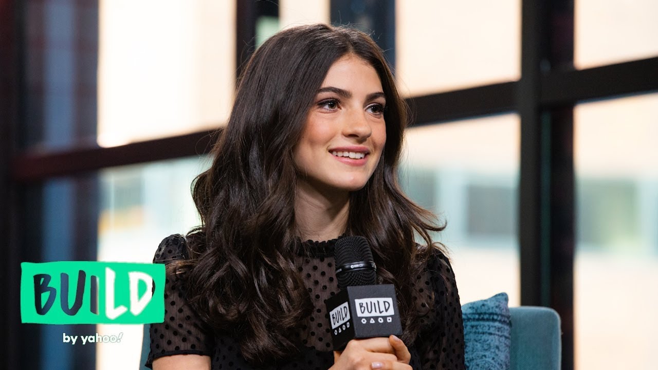 Ella Rubin Chats About Her Role In The Marisa Tomei-Led Play, 