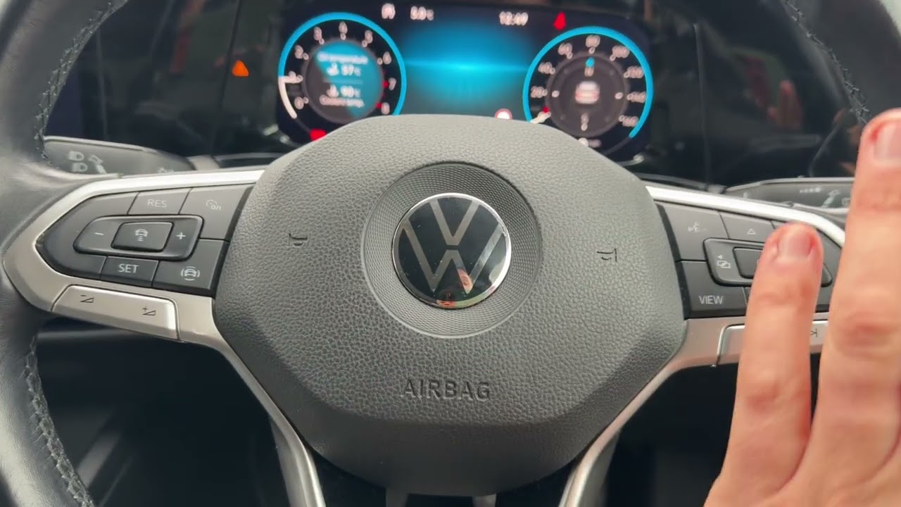 Volkswagen Golf NL70YVW