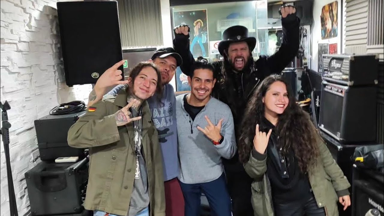 MISTREATED Neil Turbin PURPLE RAINBOW RONNIE JAMES DIO UNITEL TELEVISION Santa Cruz Bolivia13/7/2024