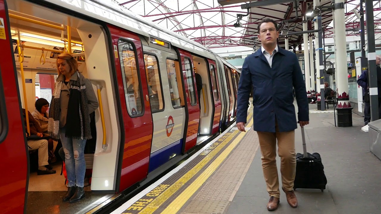 London Underground at Farringdon Station 14th November 2017