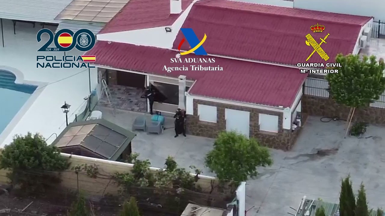 Cae una red dedicada al contrabando de tabaco con m&aacute;s de 12 toneladas de picadura y precursores
