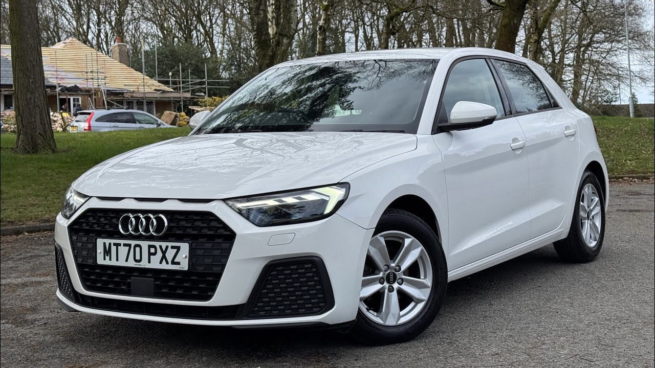Обзор Audi A1