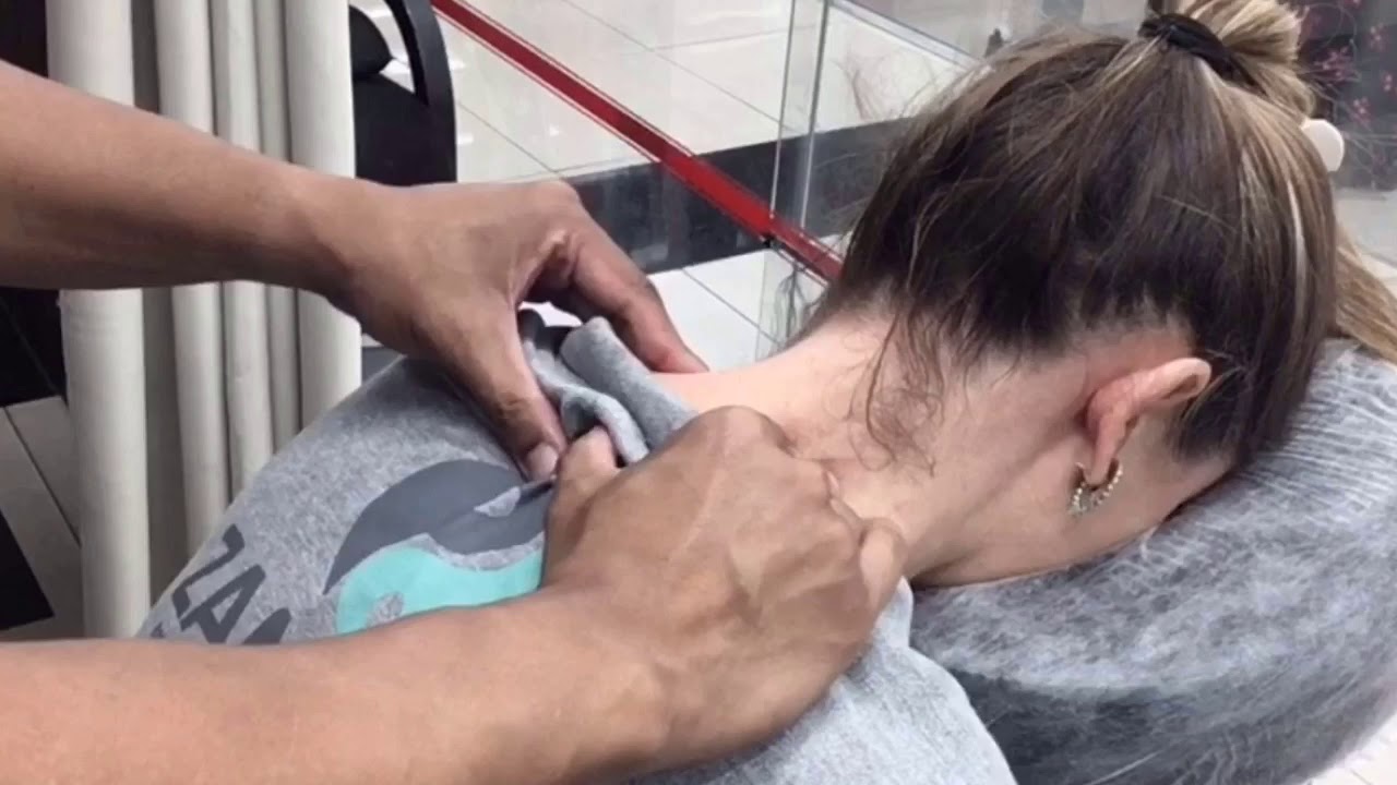Massagem no Pescoço