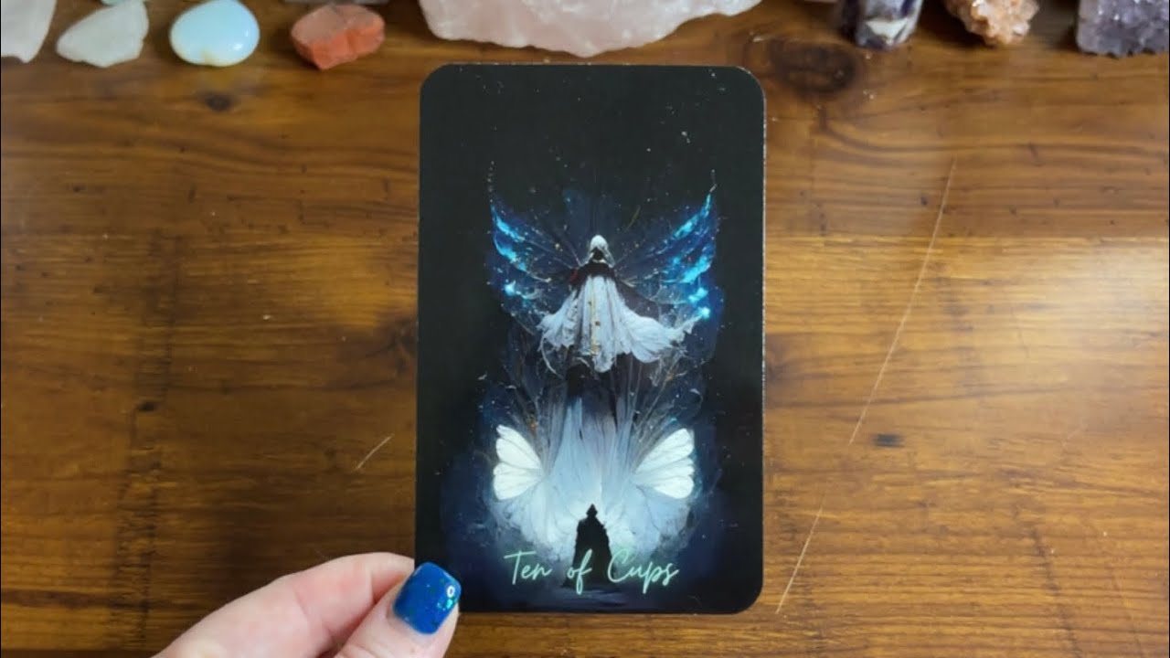 Pisces - What’s Hidden? There’s a DEEP connection coming in… if you want it. 🥺💗