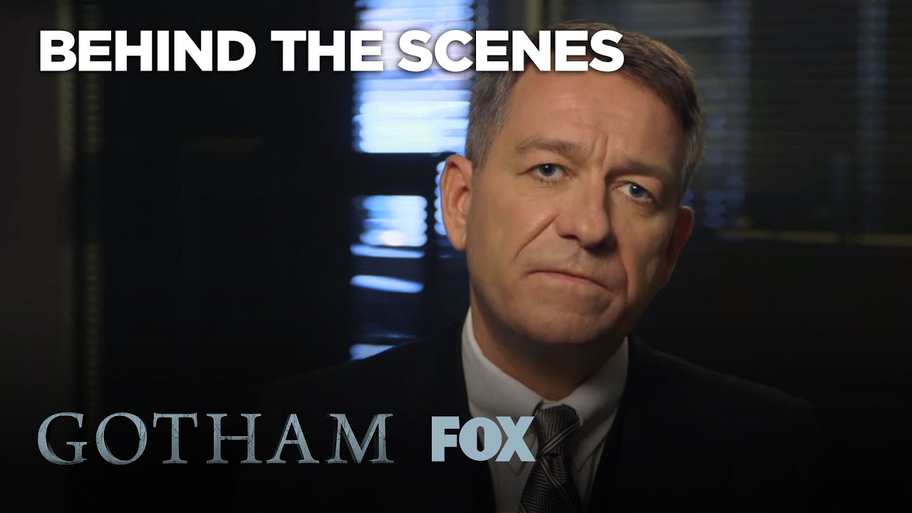 A Look Back: Sean Pertwee | Season 2 | GOTHAM