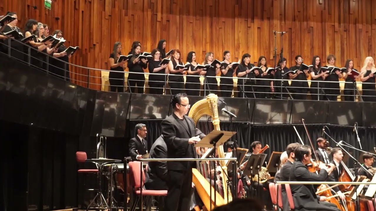War Requiem (B. Britten) "Move him into the sun" (solo de tenor) por Ricardo González Dorrego