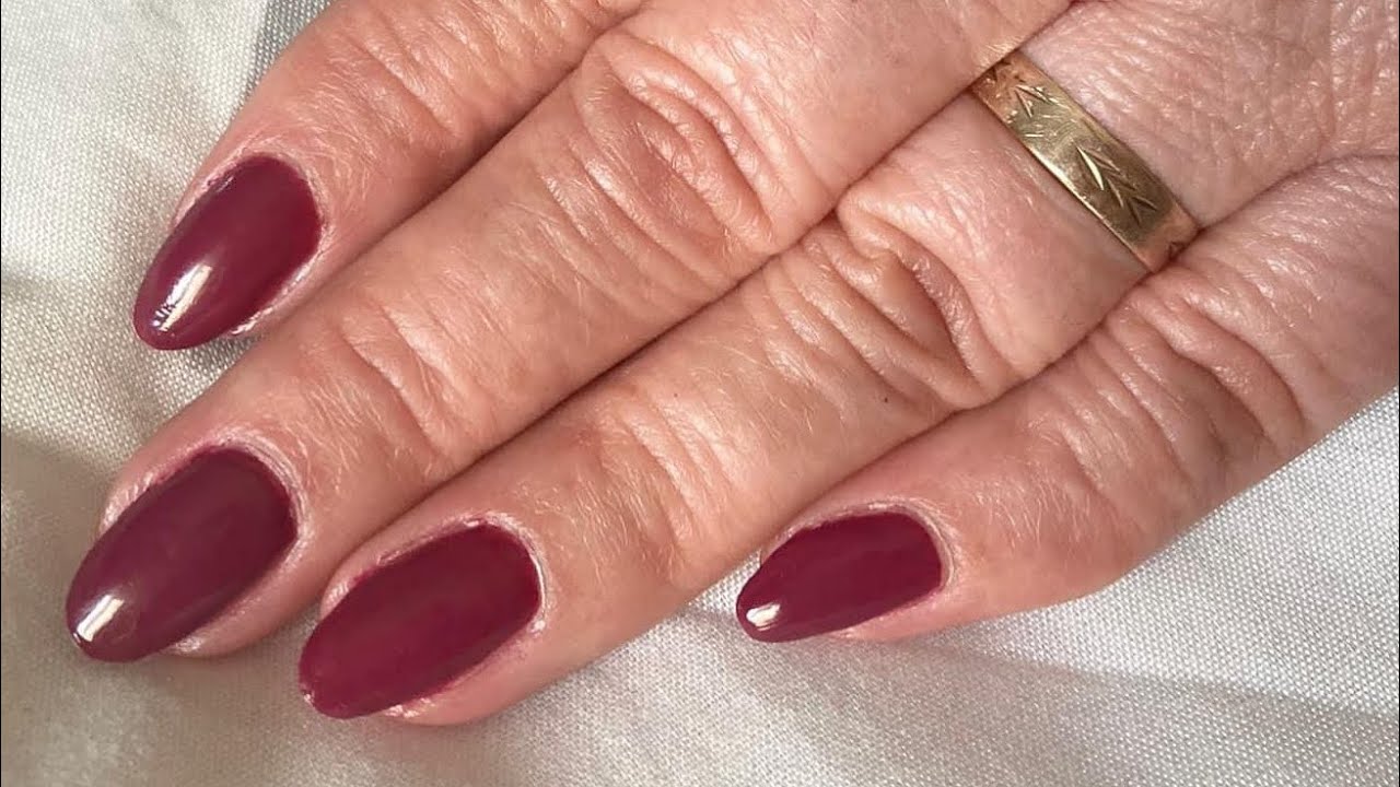 Removing acrylic nails and manicure💅🏻 Removiendo Uñas acrílicas y haciendo manicure