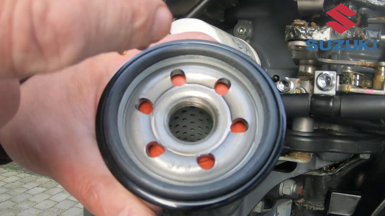 Suzuki DF140 - how to change oil and oil filter