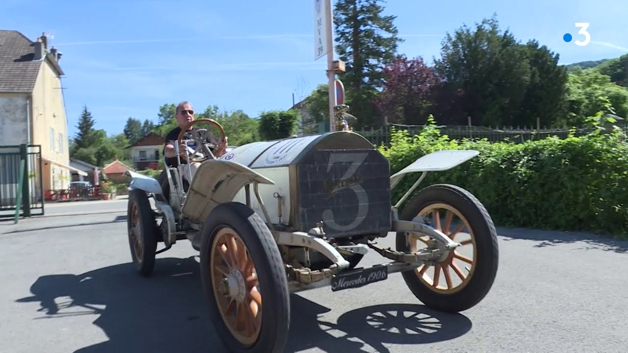 Quand, un dimanche par an, Perrigny dans le Jura roule des m&eacute;caniques !