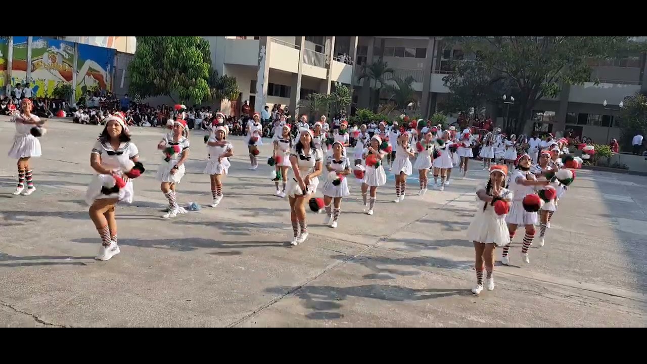 Banda de guerra del colegio Guayaquil