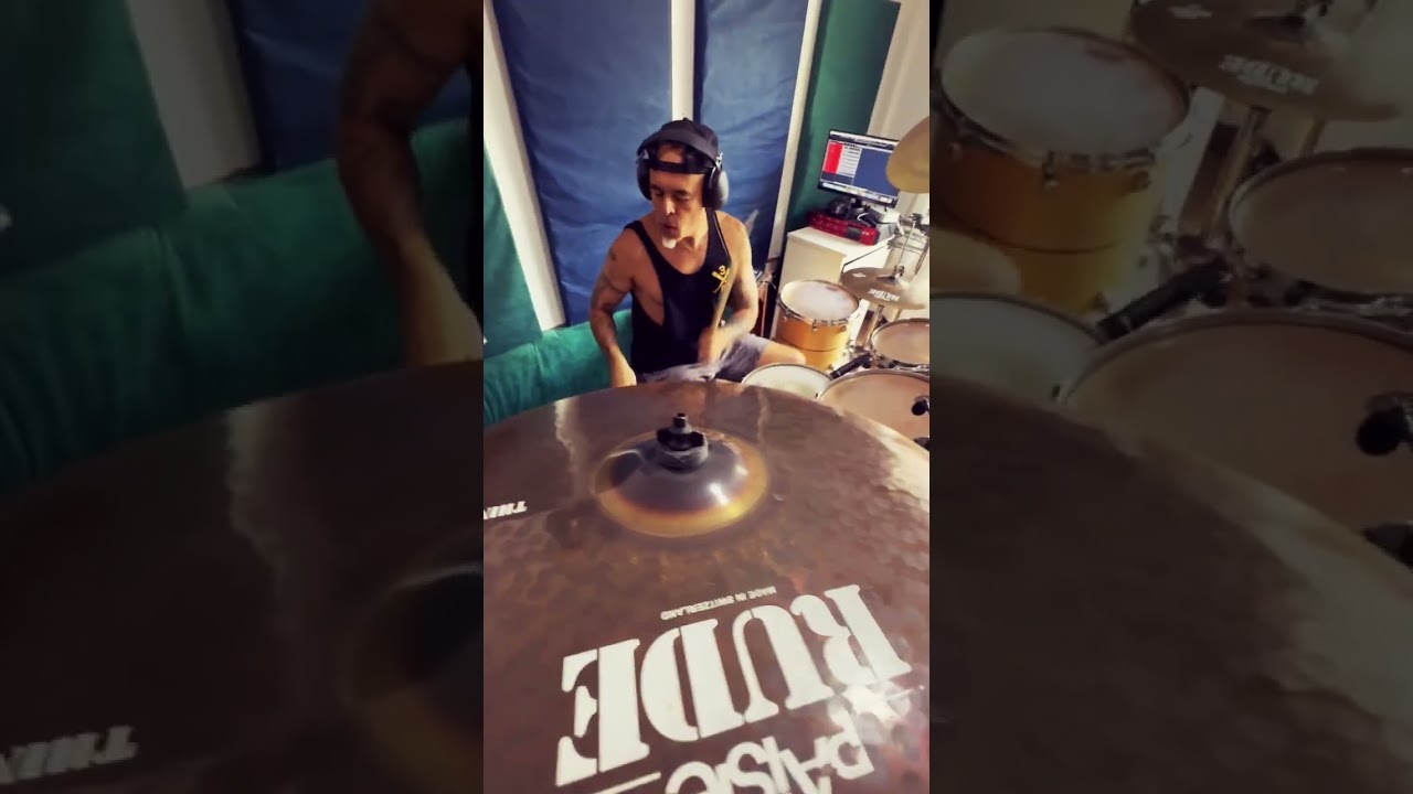 Alas (drumcam) del disco El nuevo camino del hombre de @animaloficialYT 