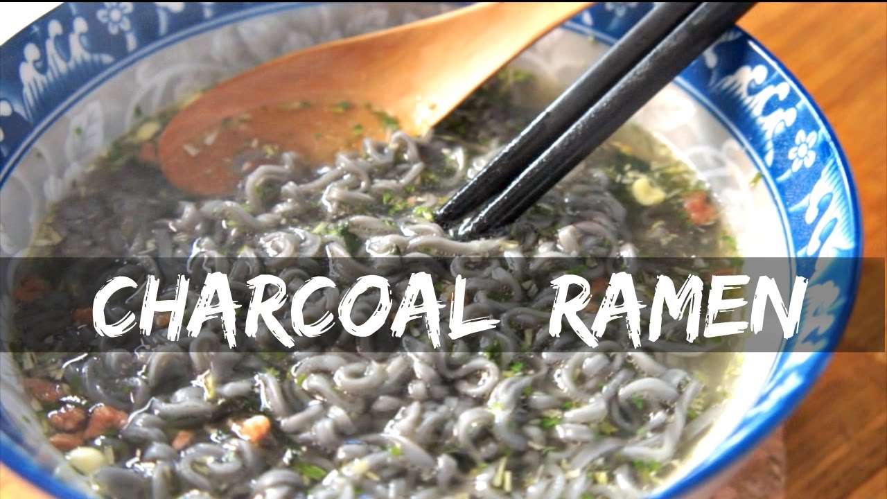 Bamboo CHARCOAL Ramen Taste Test -- Whatcha Eating?