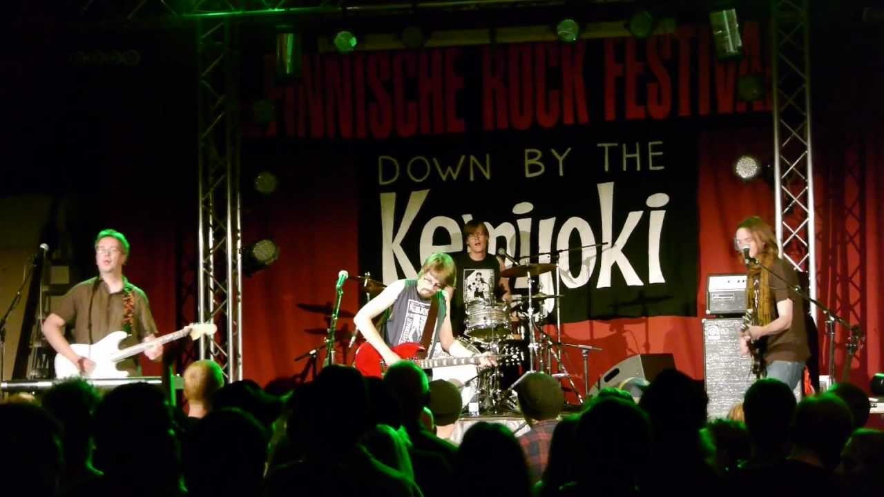 Absoluuttinen Nollapiste - Enenerna (Live • Down by the Kemijoki 2012)