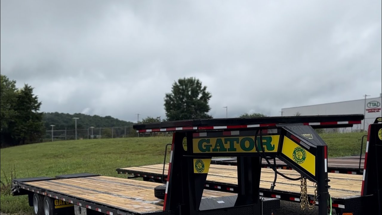 30k gooseneck trailer! Deck on the neck. 30,000lb GVWR
