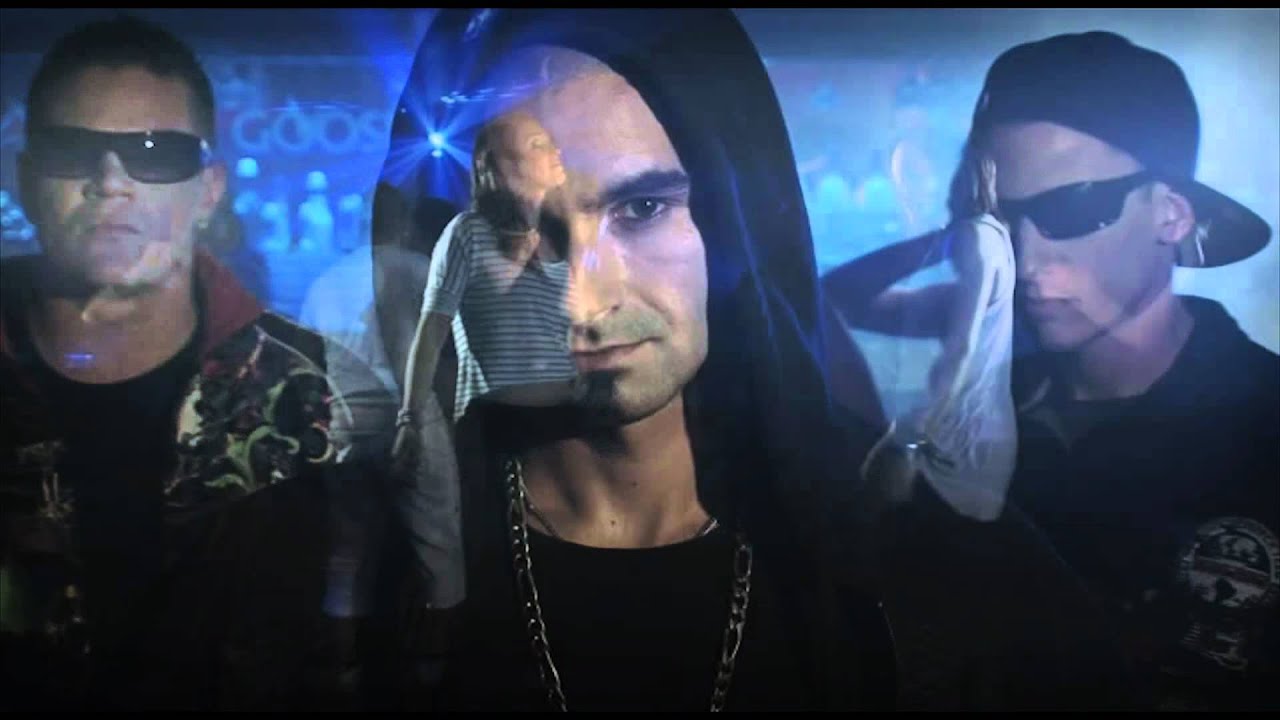 Godlalune  - Baby bouge (video officiel)