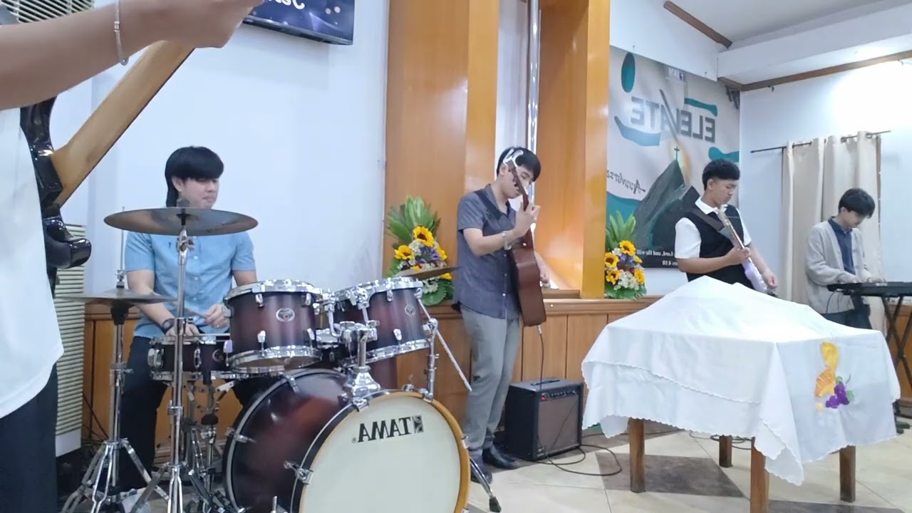 CRC Praise Team | The Joy | Cornerstone + What a beautiful name + Shout unto God