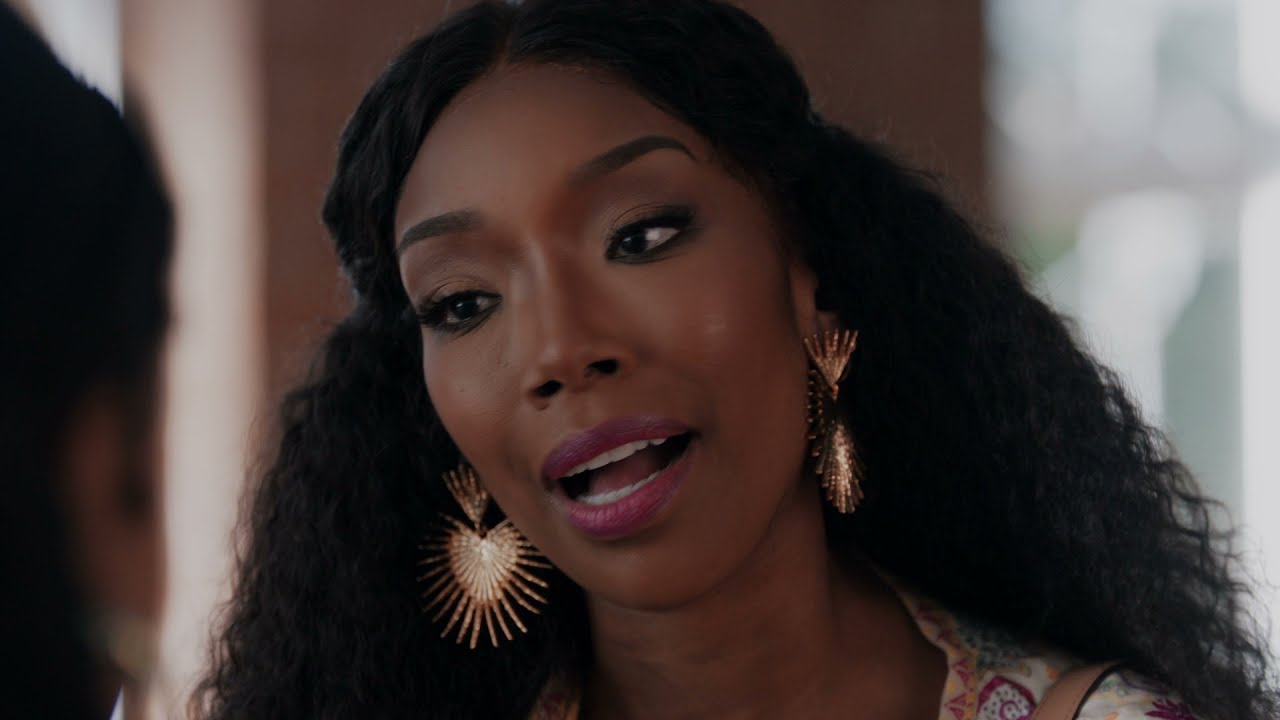 Queens Cast, Eve, Brandy, Naturi Naughton, Nadine Velazquez - Girls Gonna Run That (Official Video)
