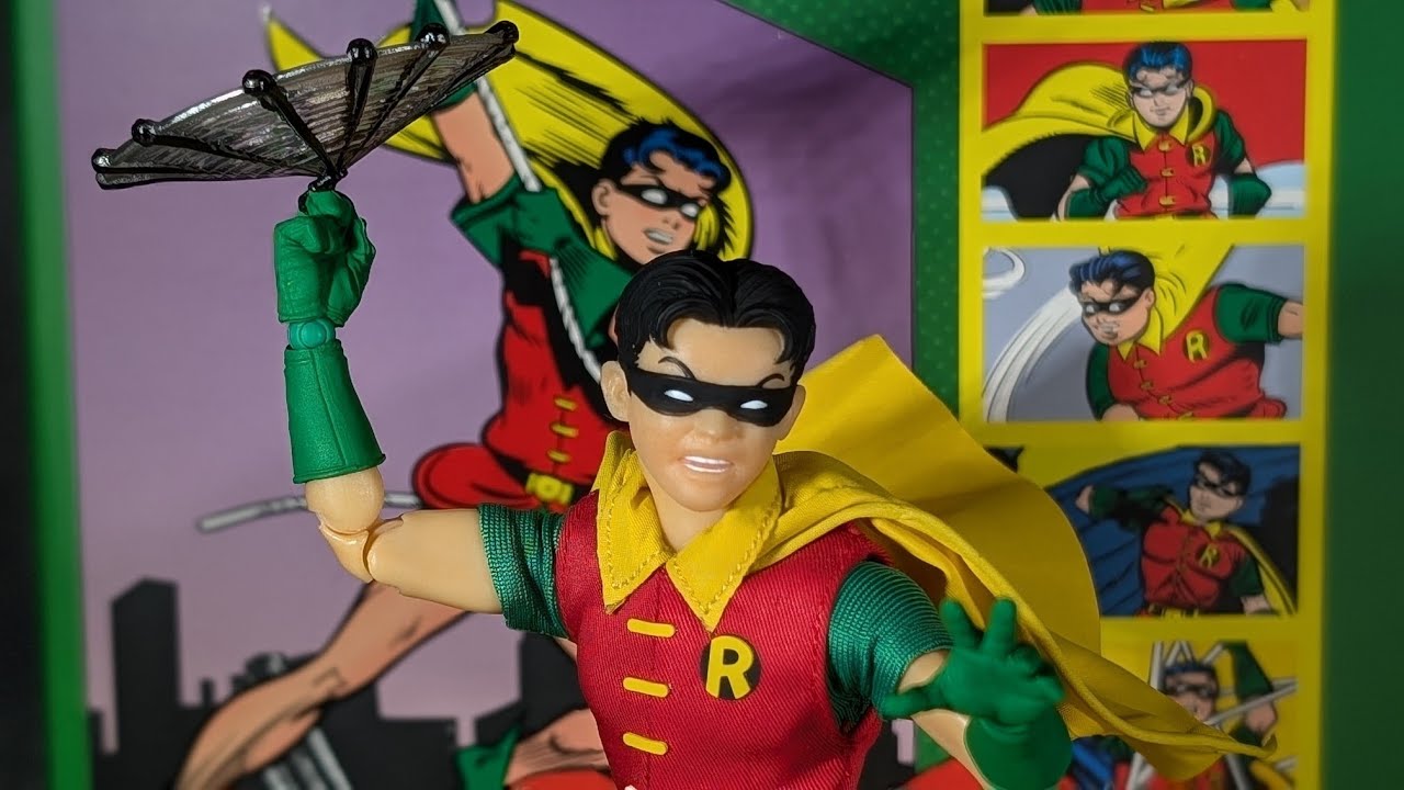 Mezco Toyz One:12 Collective Robin: Golden Age Edition Figure Review
