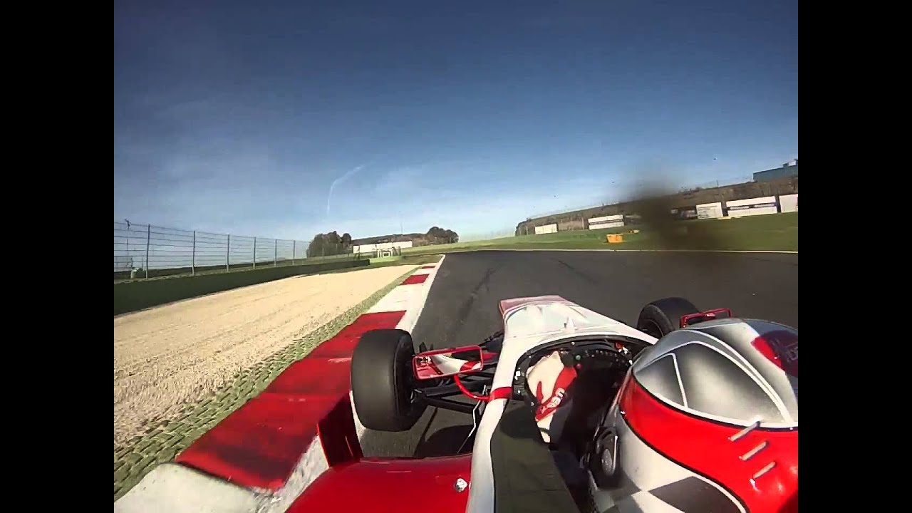 Mattia Drudi onboard Vallelunga Supercorso federale 2014 F3