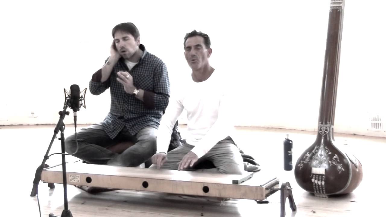 Nestor Kornblum and Oleg Rossiiskii - The Overtone Meditation