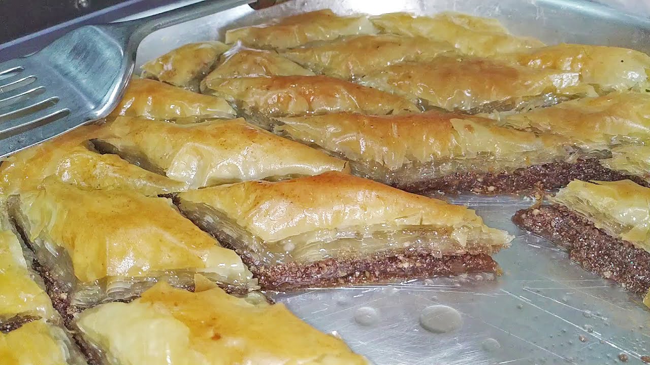 صينية جلاش علي الطريقه التركيه 😍  بحشوه جديده مختلفه كل اللي هيدوقه هيسالك انتي حشيها ايه🤔