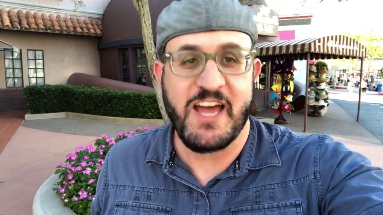 Thrillgeek LIVE! from Universal Studios Florida | We take a walk around the park