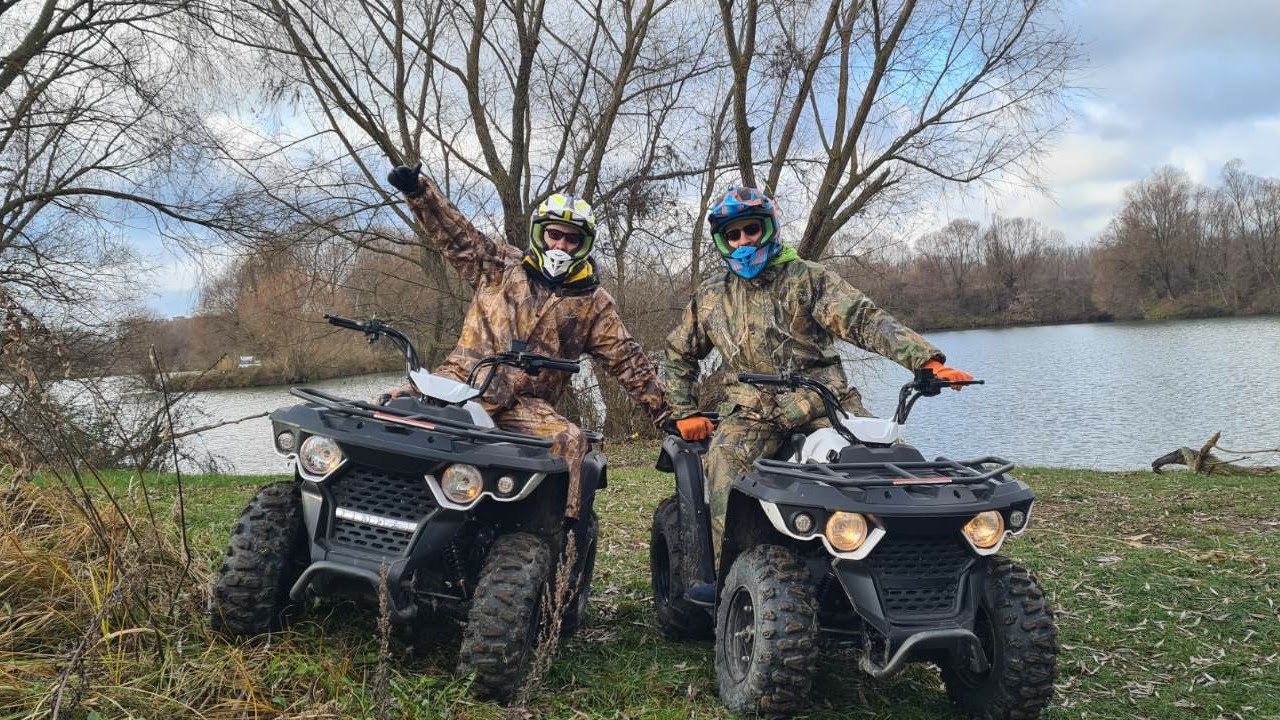 Квадроциклы, покатушки на квадриках в лесу linhai eyas m150 yamaha