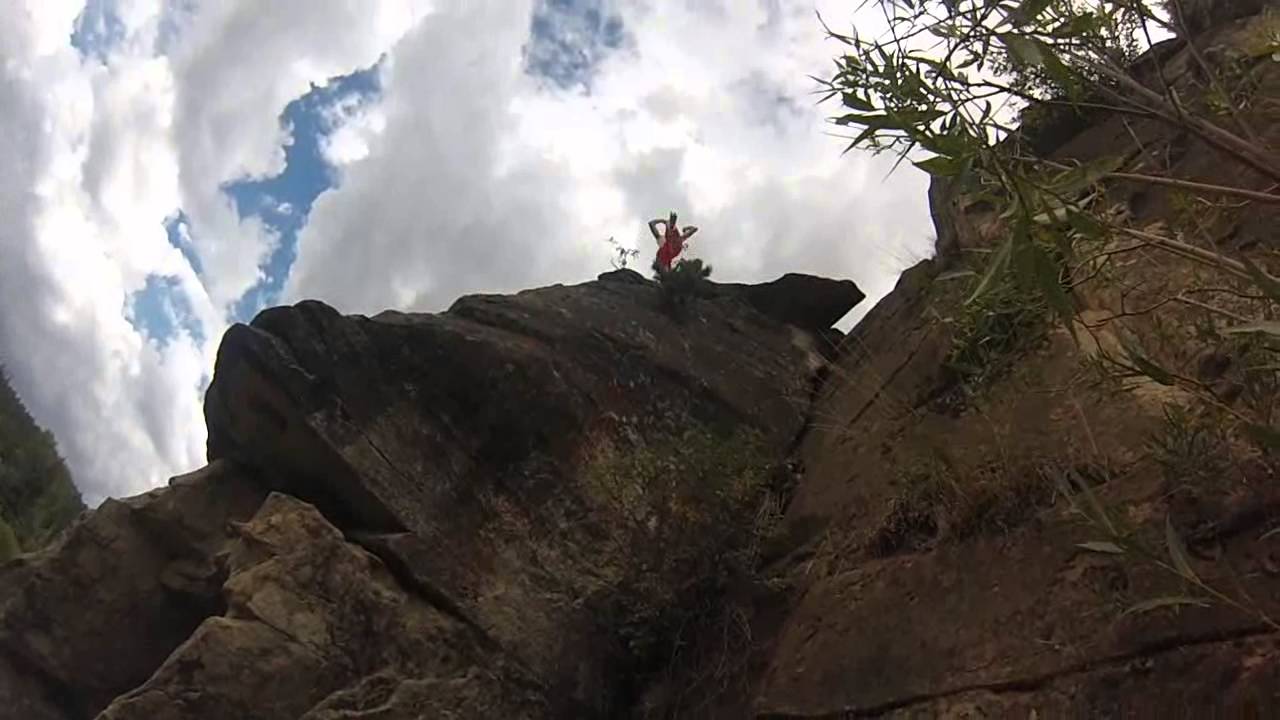 3 HUGE cliff jumping FAILS in less than 17 seconds